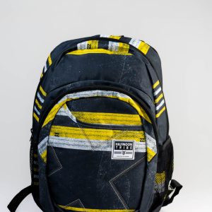 Yellow and gray halfmoontribe