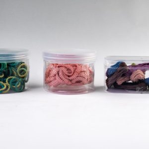Multicolor small Hair bands in short cylindrical tin