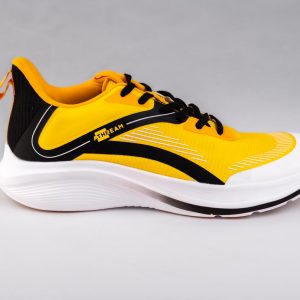 Yellow and black Tream